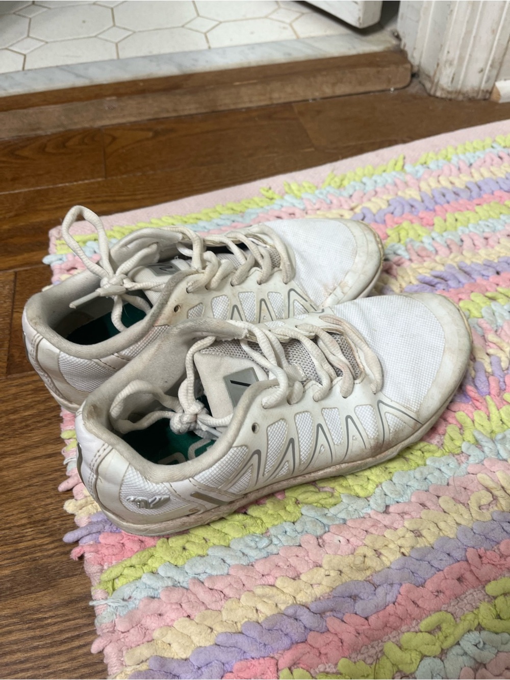 White Cheer Shoes - Lightweight Shoes Size 7